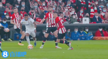 图片报：拜仁的球探考察了达伽马19岁的巴西边锋拉扬